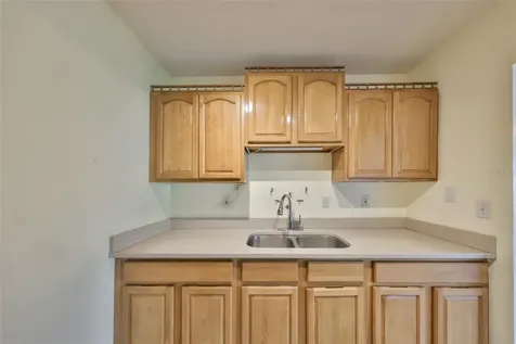 1902 Dandridge Street Sun City Center FL 33573