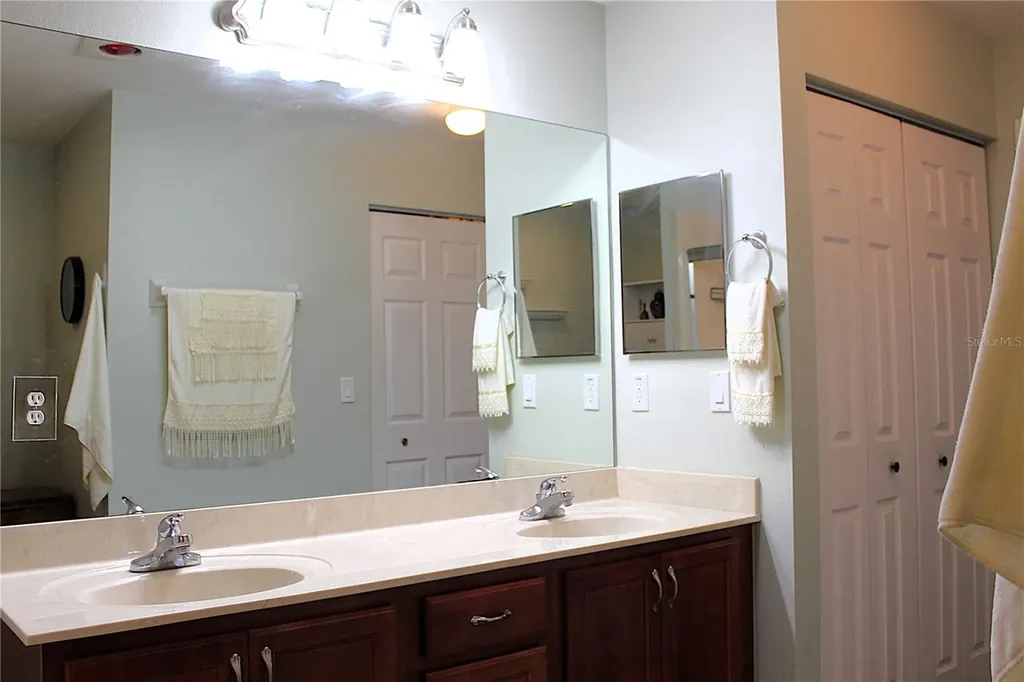 9490 SW 94th Court Ocala FL 34481