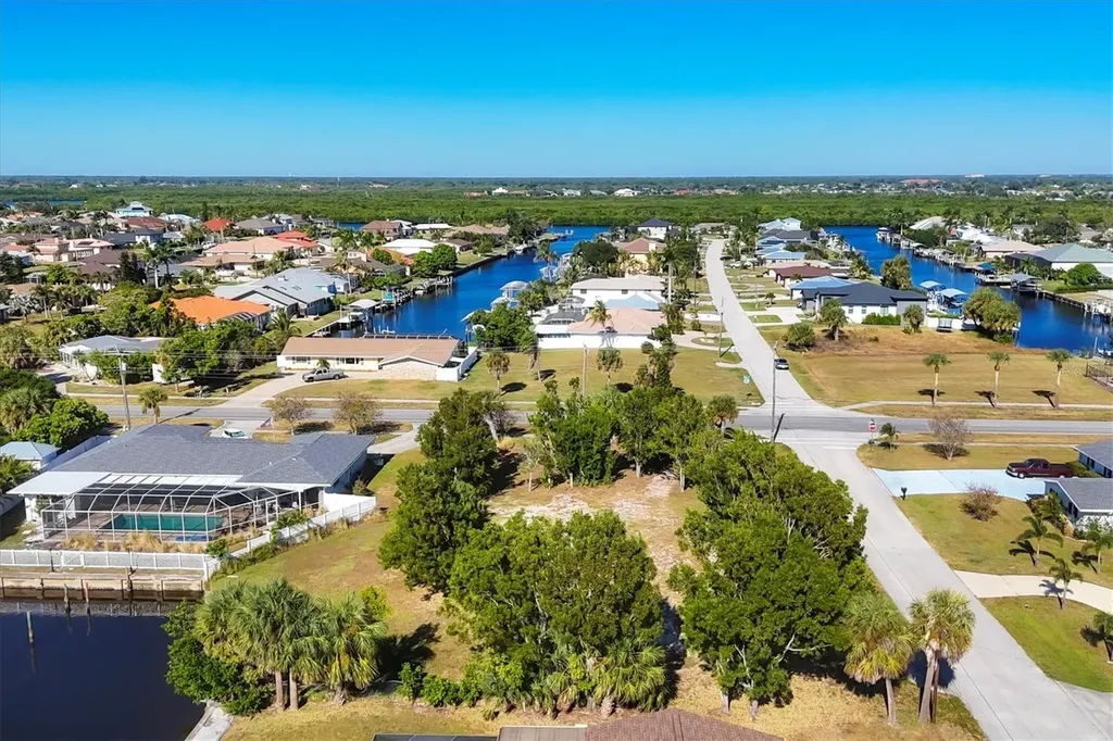 4358 Harbor Boulevard Port Charlotte FL 33952