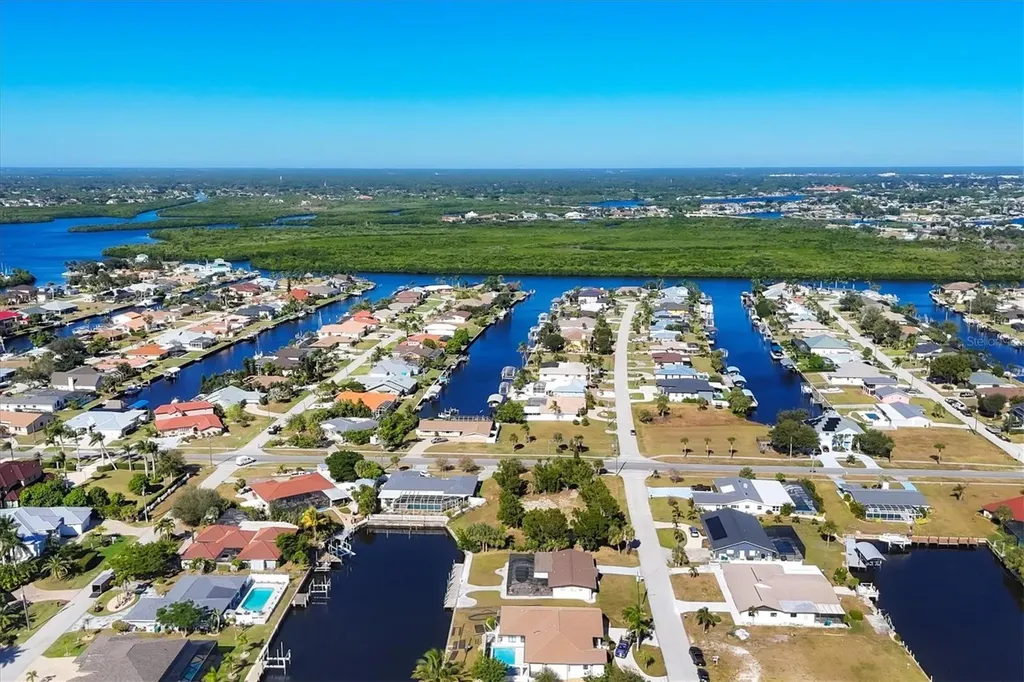 4358 Harbor Boulevard Port Charlotte FL 33952