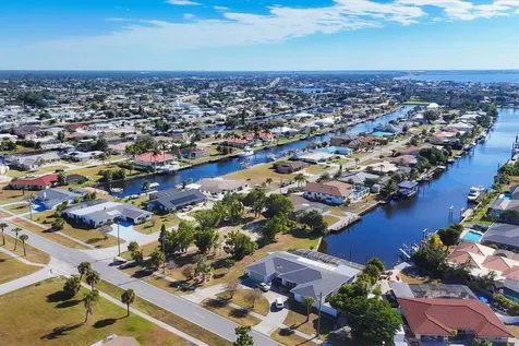 4358 Harbor Boulevard Port Charlotte FL 33952