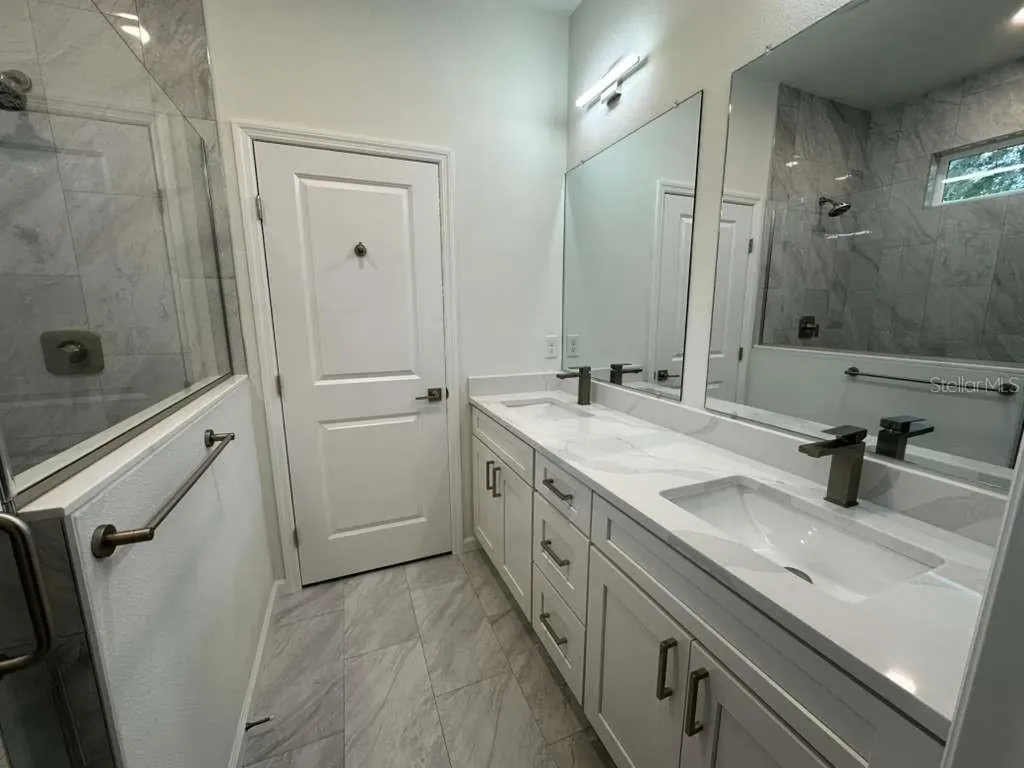 25 W 17th Street Apopka FL 32703