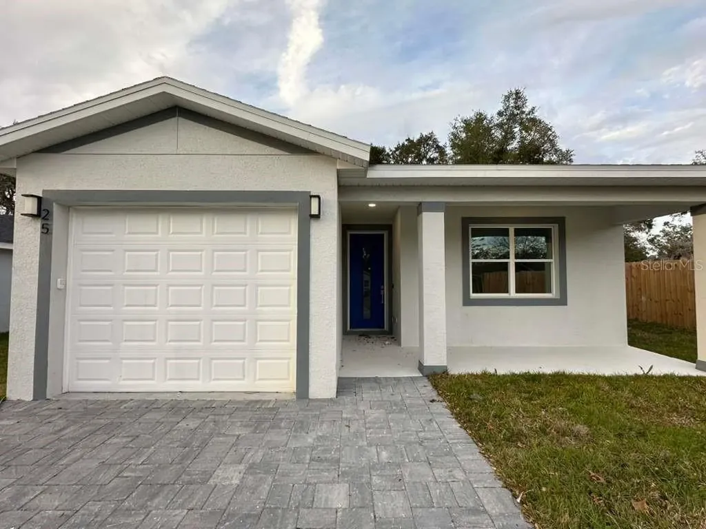 25 W 17th Street Apopka FL 32703