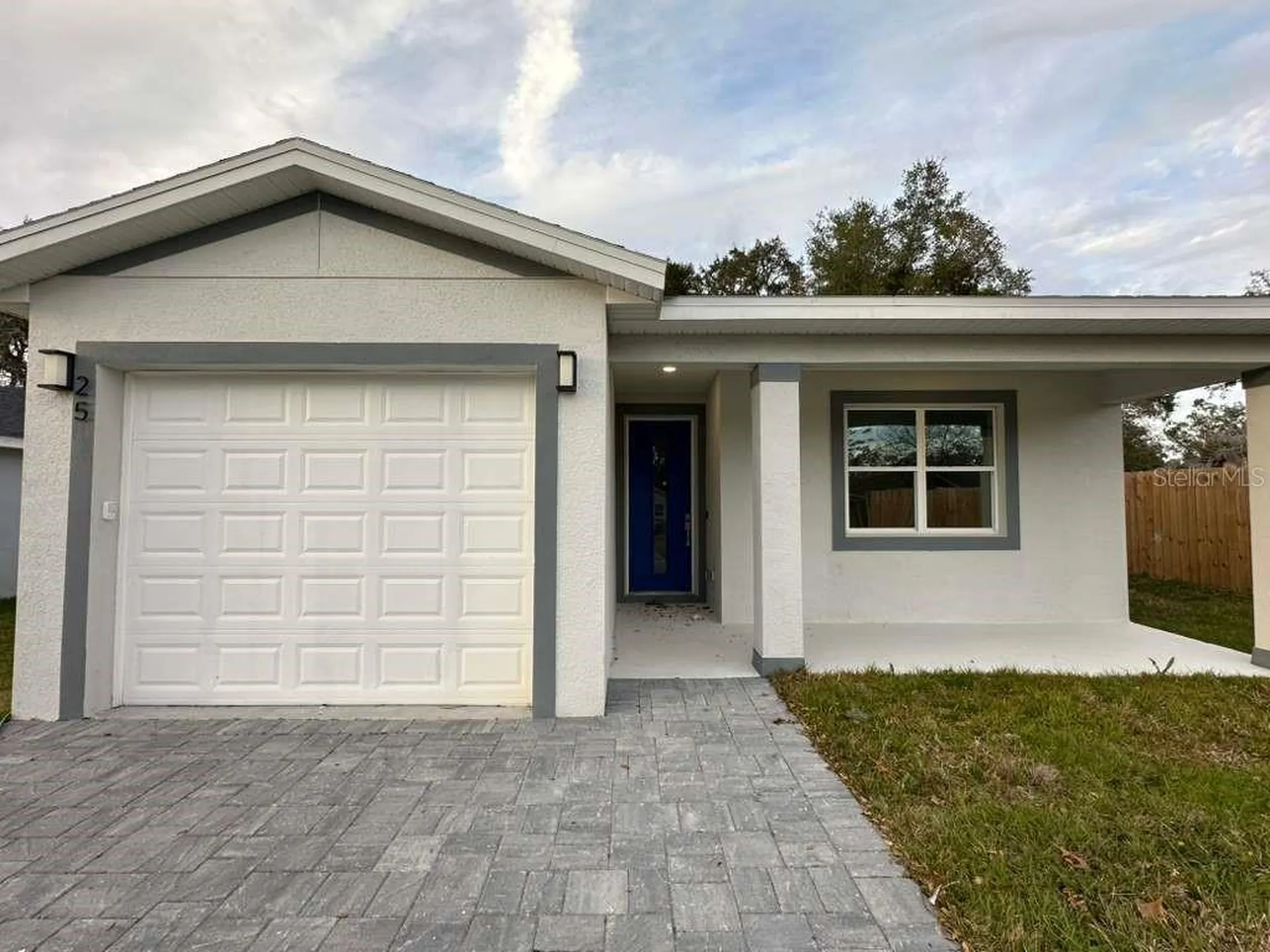 25 W 17th Street Apopka FL 32703
