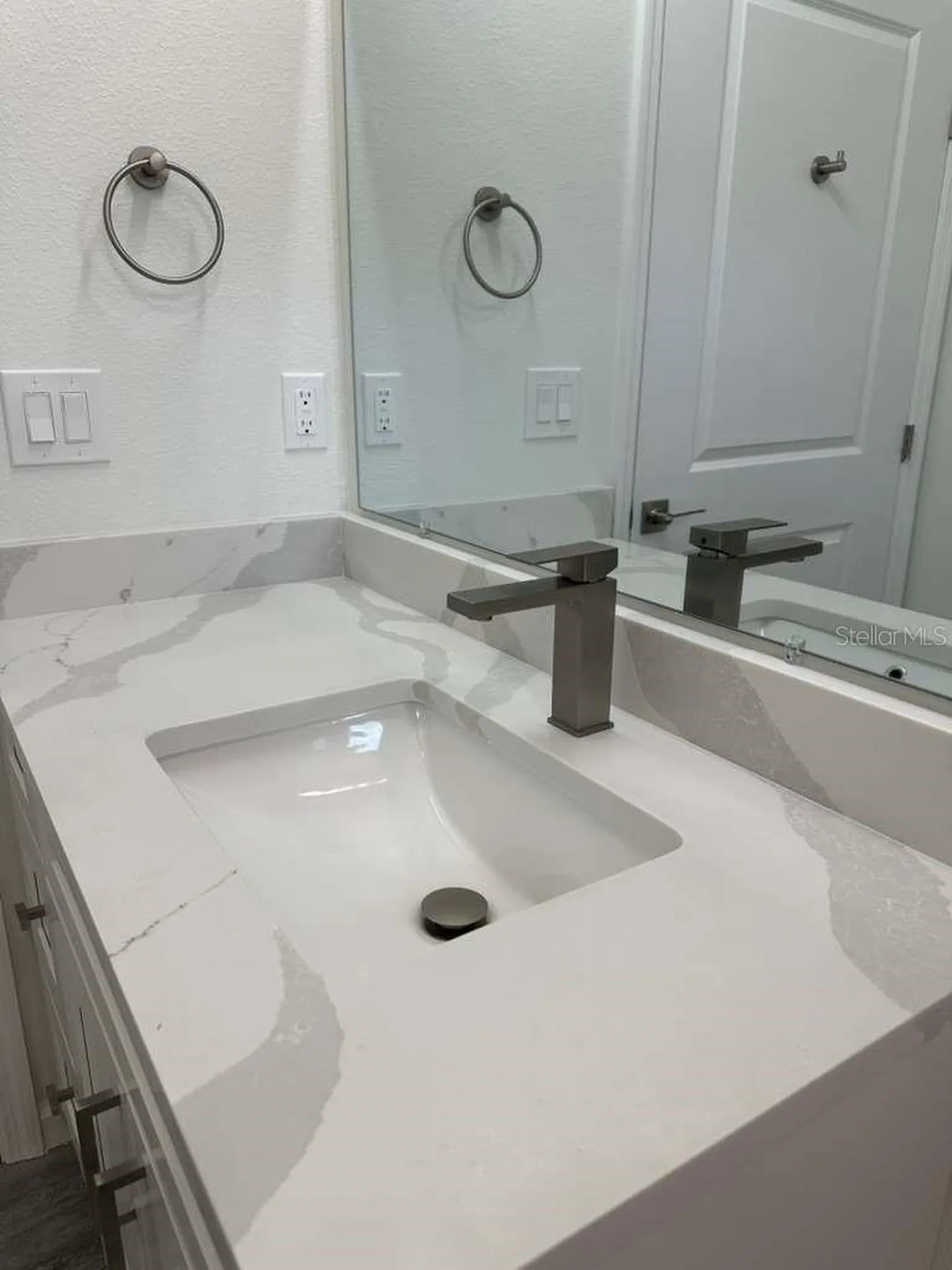 25 W 17th Street Apopka FL 32703