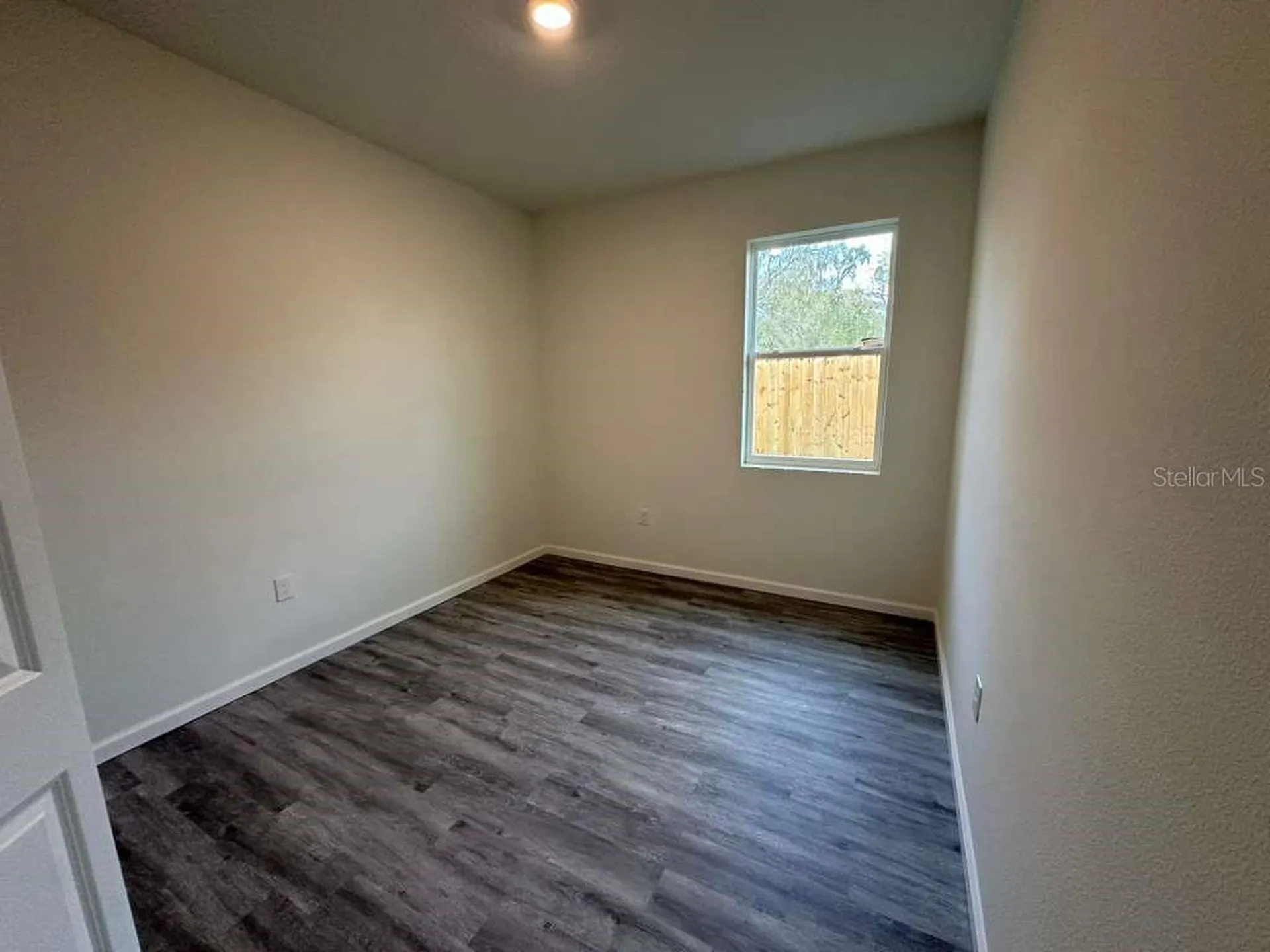 25 W 17th Street Apopka FL 32703
