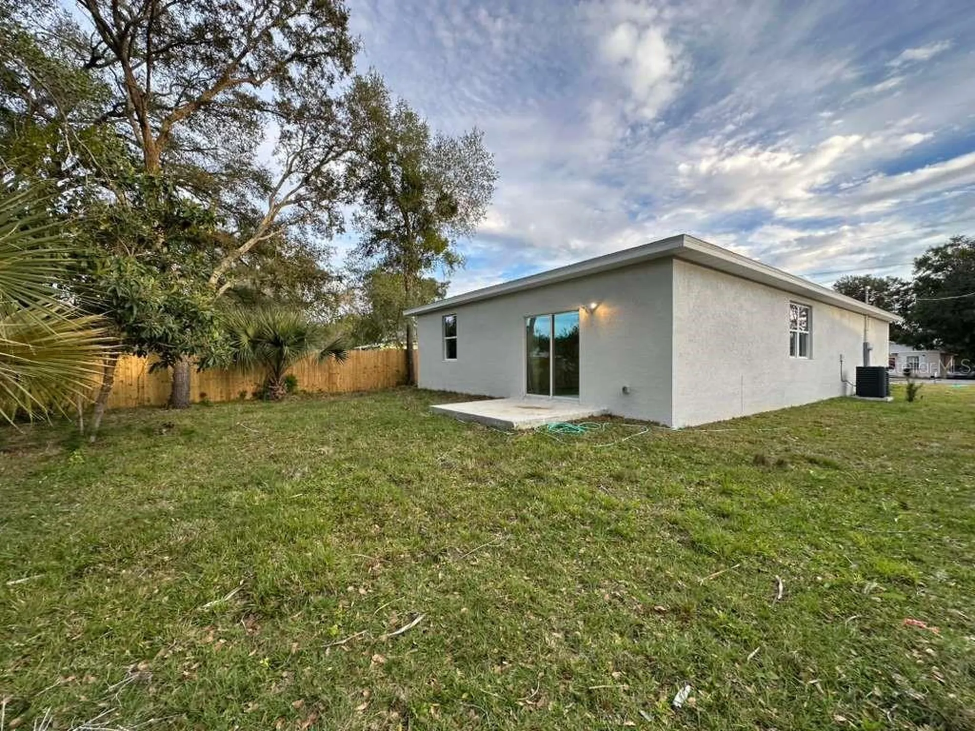 25 W 17th Street Apopka FL 32703