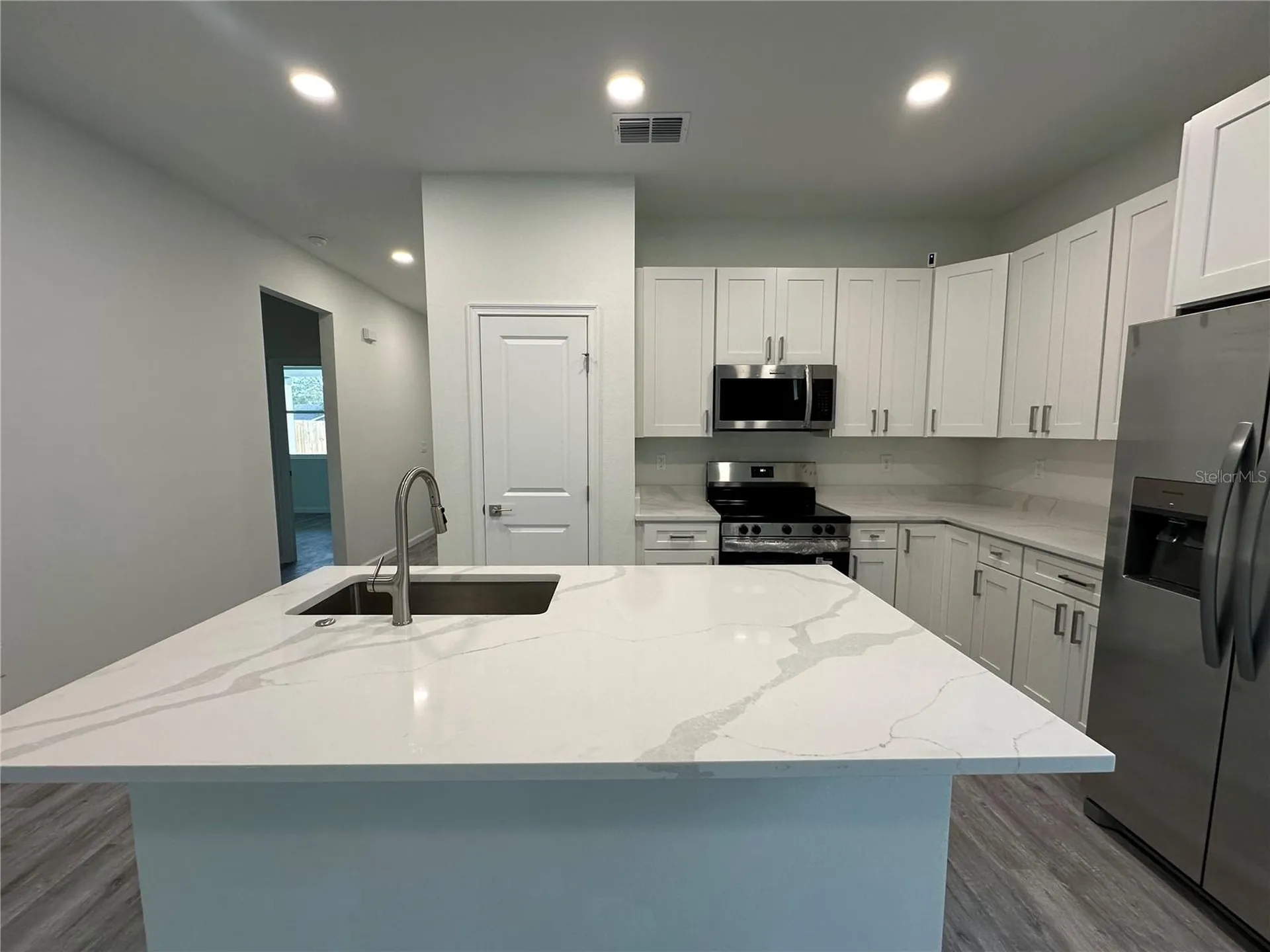 25 W 17th Street Apopka FL 32703