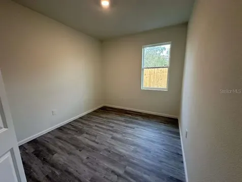 25 W 17th Street Apopka FL 32703