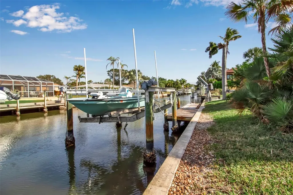 1649 Stanford Lane Sarasota FL 34231