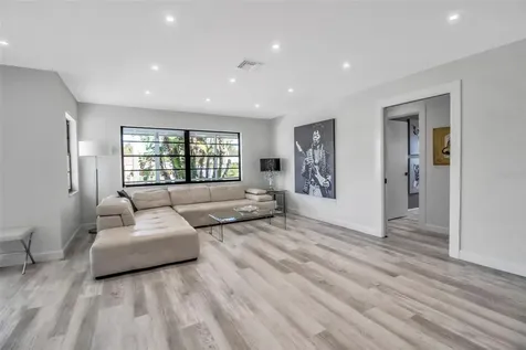 1649 Stanford Lane Sarasota FL 34231
