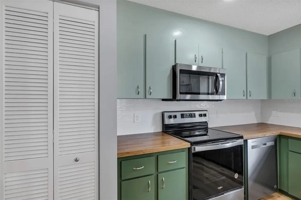 9755 SW 94th Terrace Ocala FL 34481