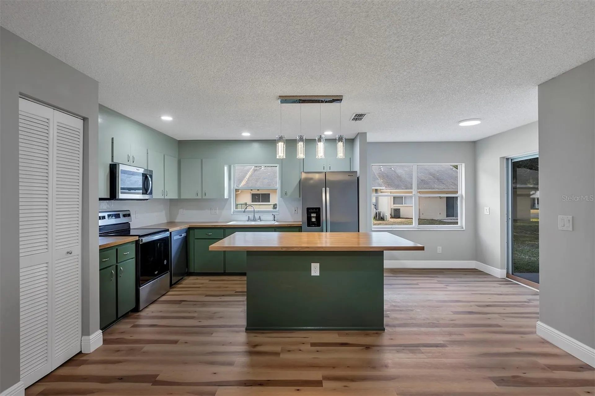 9755 SW 94th Terrace Ocala FL 34481