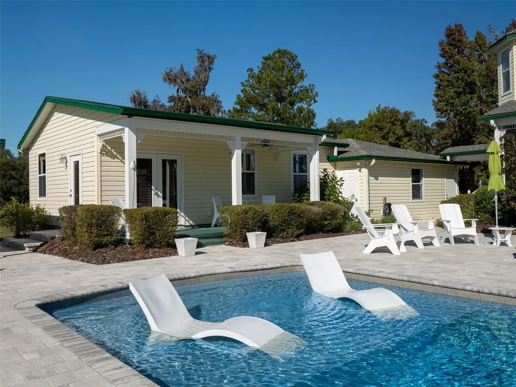 8070 W Highway 326 Ocala FL 34482