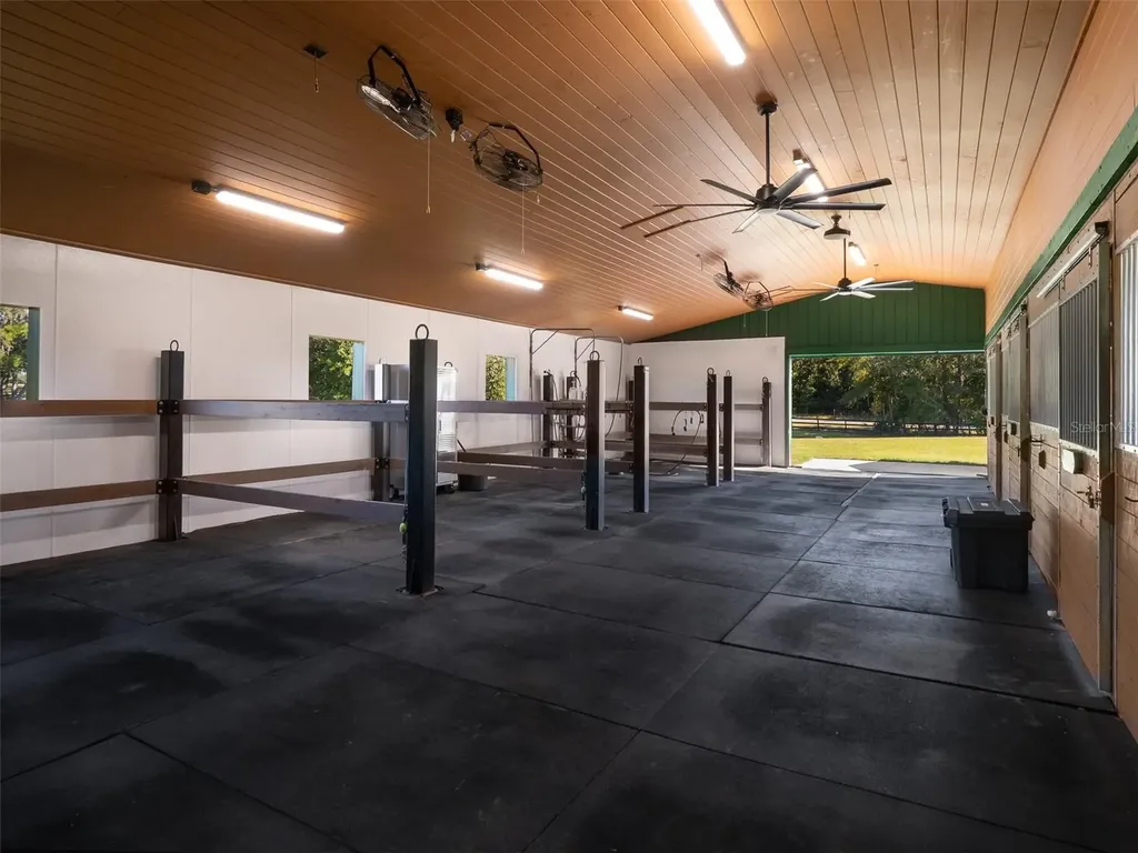 8070 W Highway 326 Ocala FL 34482