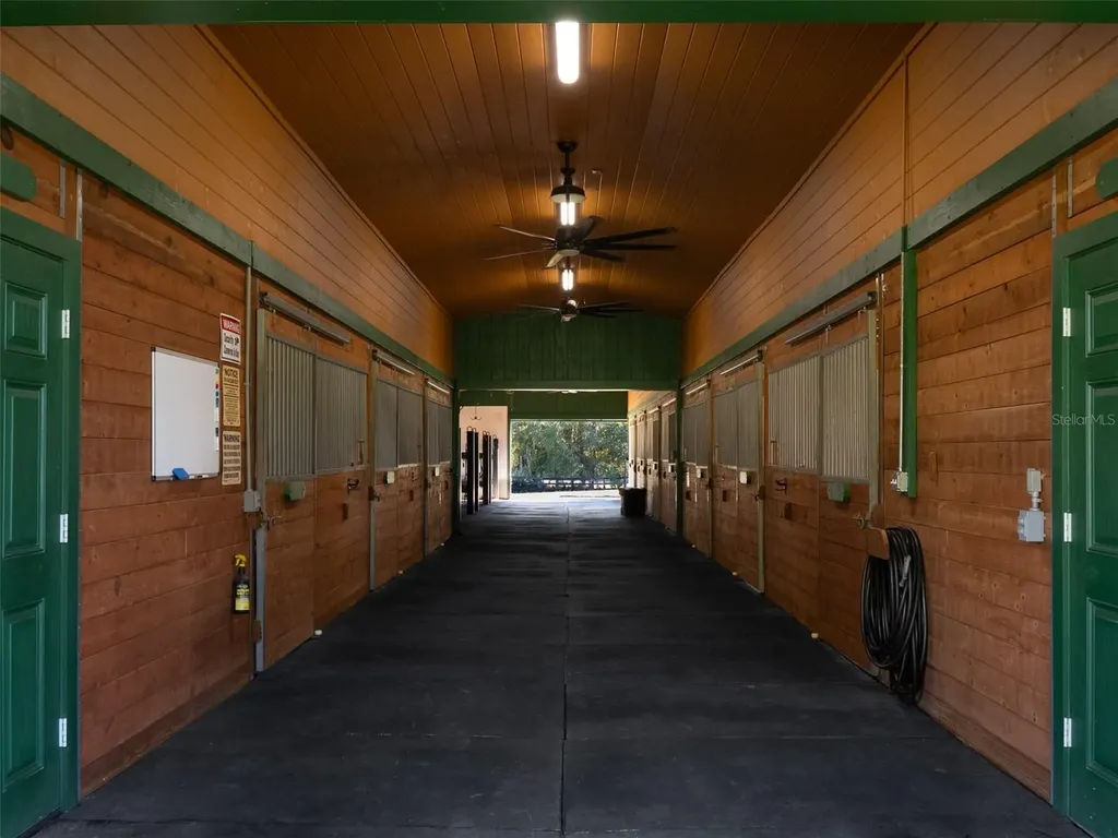 8070 W Highway 326 Ocala FL 34482