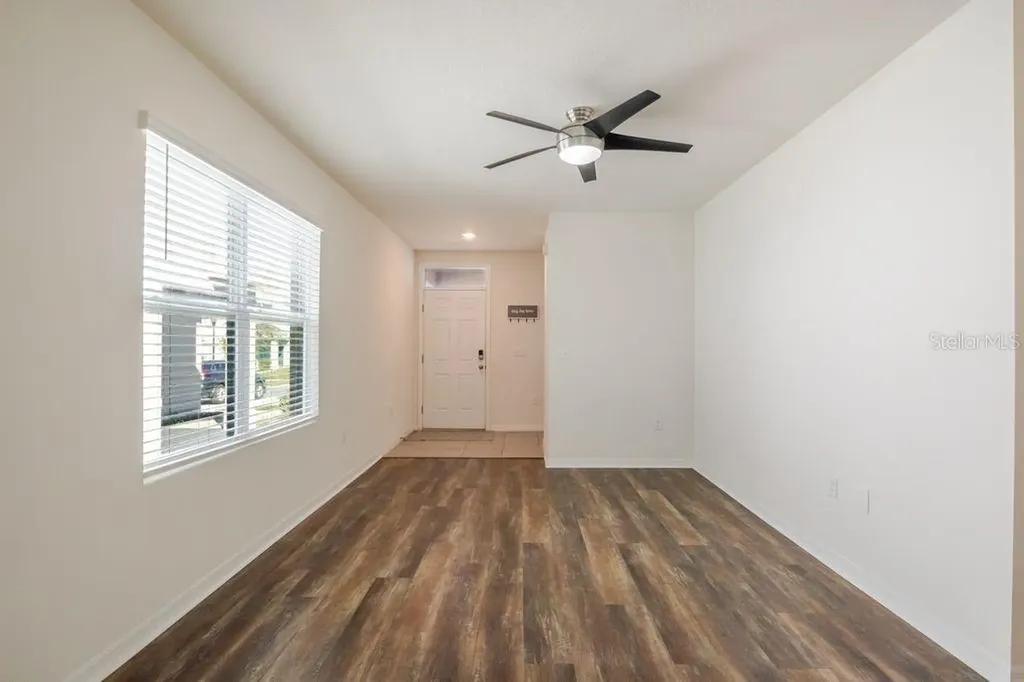 10945 Trailing Vine Drive Tampa FL 33610