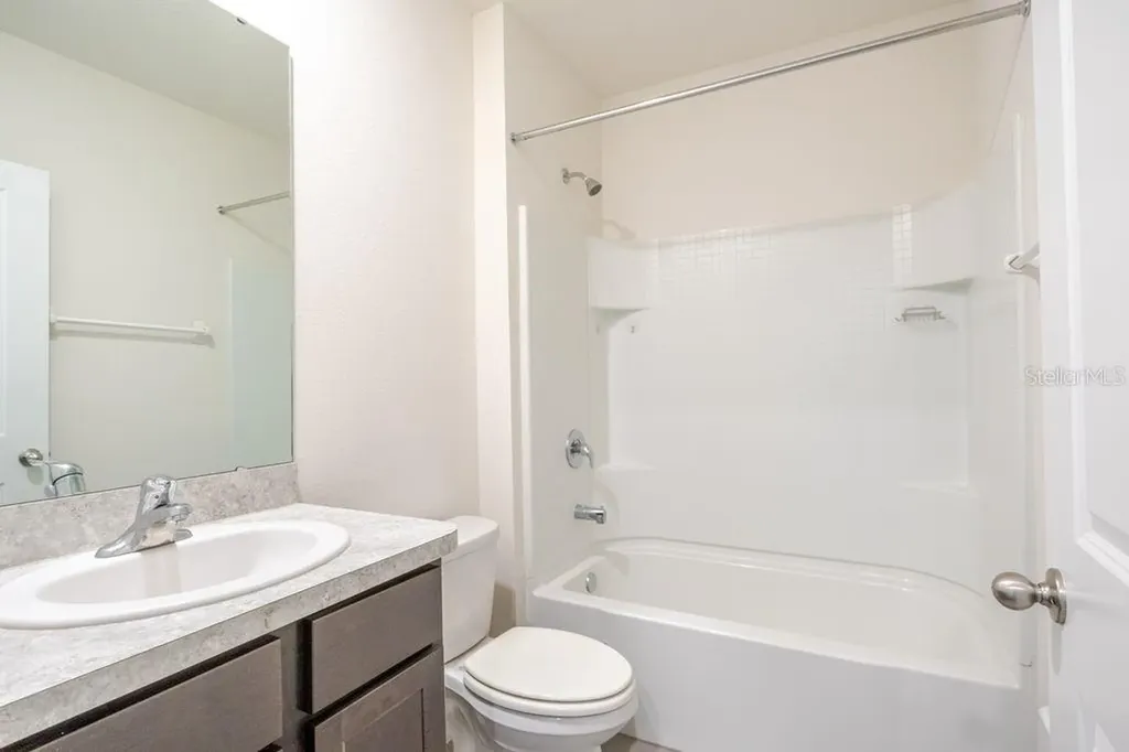 10945 Trailing Vine Drive Tampa FL 33610