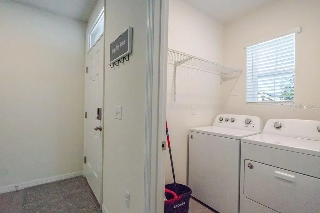 10945 Trailing Vine Drive Tampa FL 33610