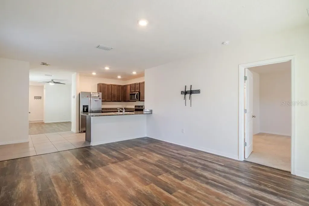 10945 Trailing Vine Drive Tampa FL 33610