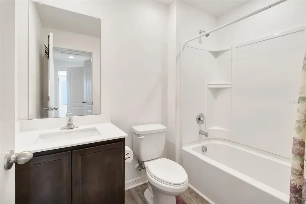 1691 Wynford Circle Tavares FL 32778