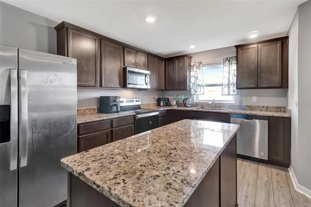 1691 Wynford Circle Tavares FL 32778