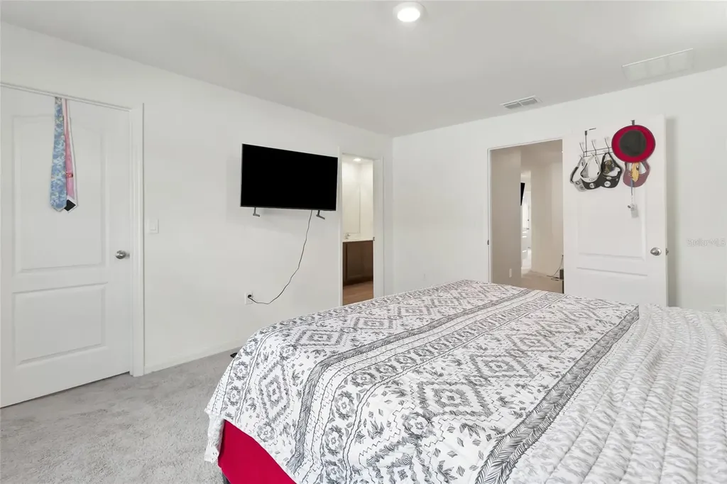 1691 Wynford Circle Tavares FL 32778