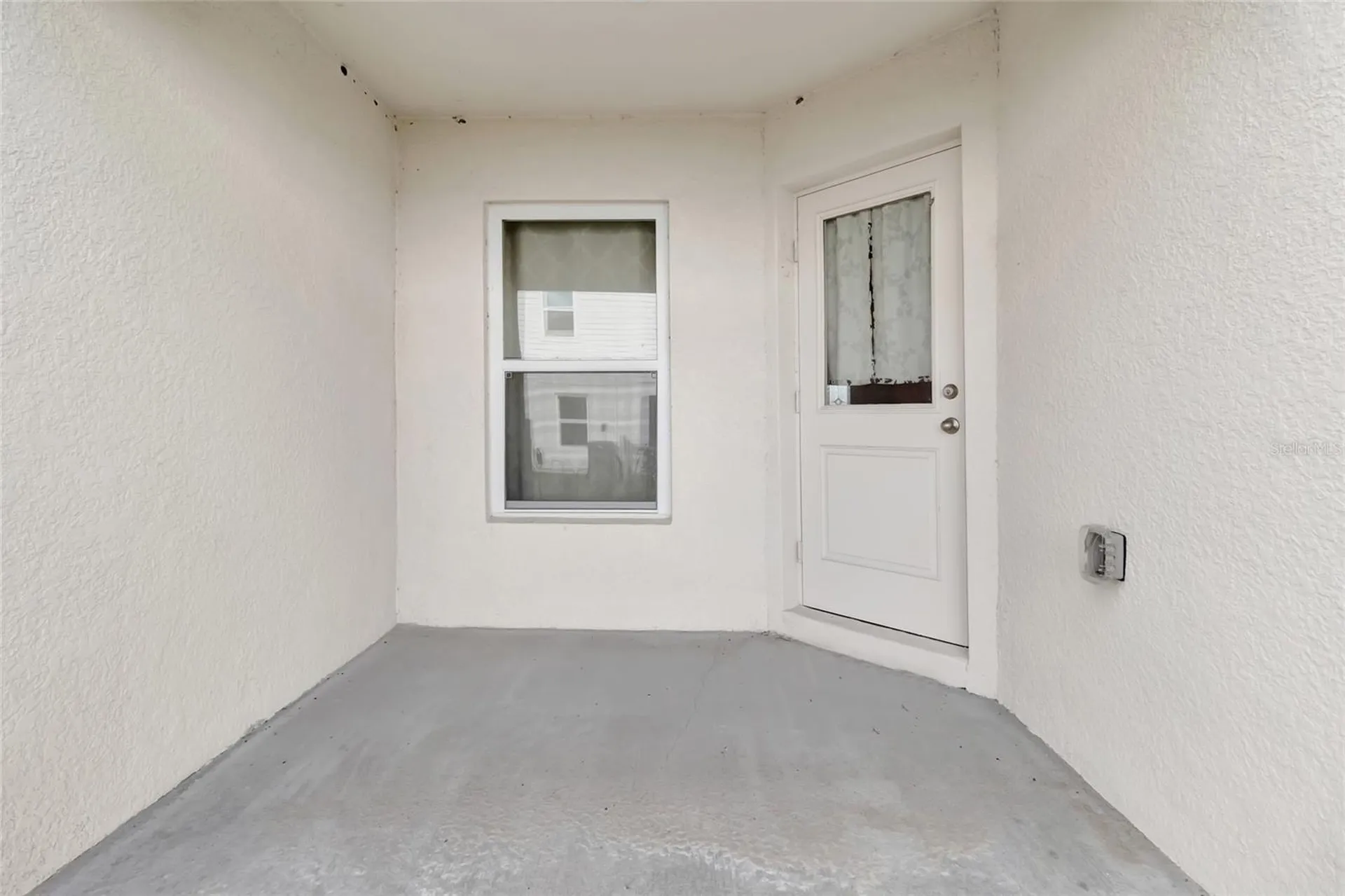 1691 Wynford Circle Tavares FL 32778