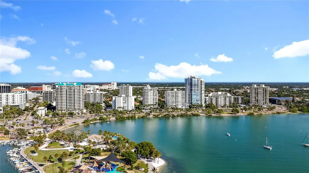 435 S Gulfstream Avenue Sarasota FL 34236