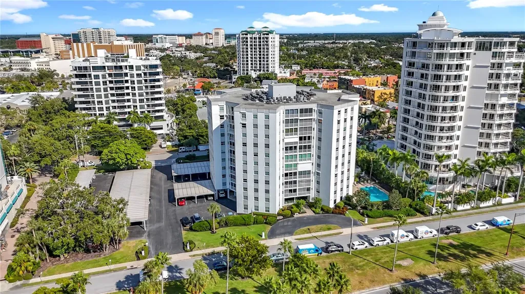 435 S Gulfstream Avenue Sarasota FL 34236