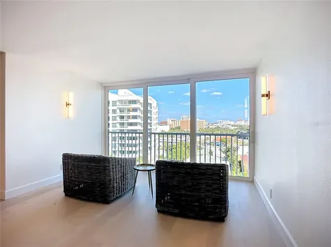 435 S Gulfstream Avenue Sarasota FL 34236