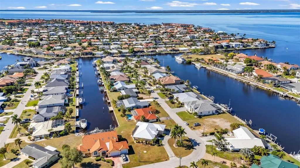 2101 Gulfview Road Punta Gorda FL 33950