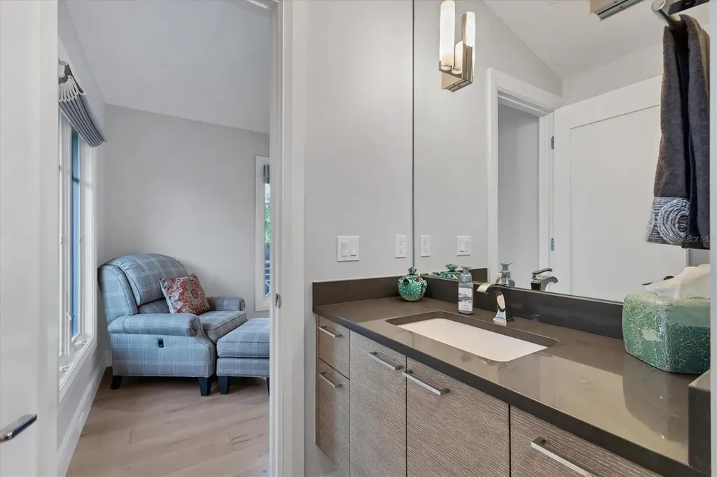 709 Eagle Point Drive Venice FL 34285