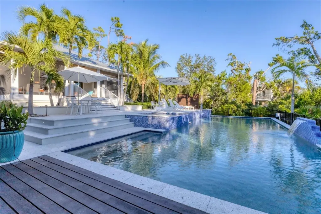 709 Eagle Point Drive Venice FL 34285