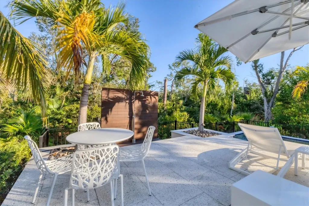 709 Eagle Point Drive Venice FL 34285