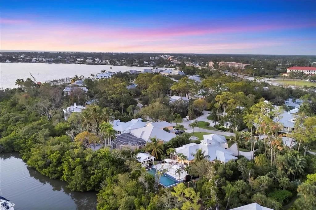 709 Eagle Point Drive Venice FL 34285