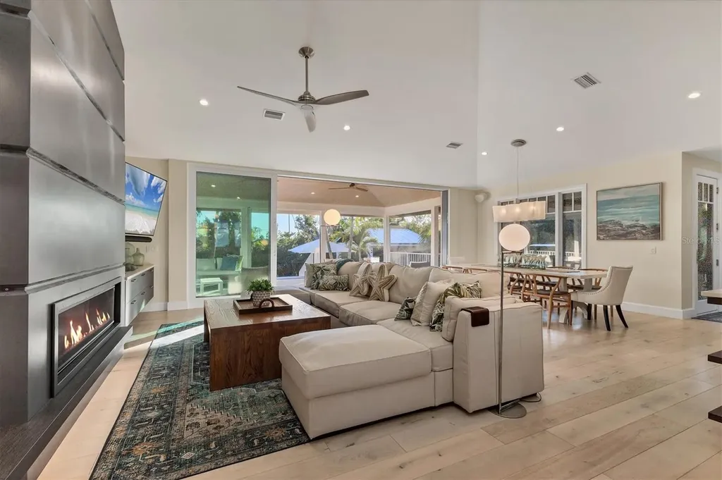 709 Eagle Point Drive Venice FL 34285