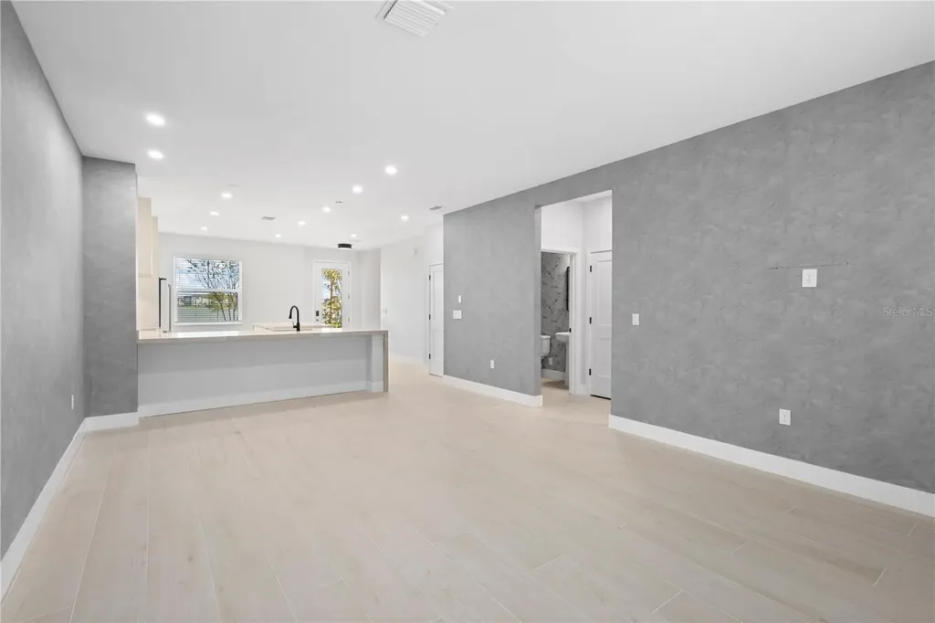 7304 Portlight Lane Sarasota FL 34240