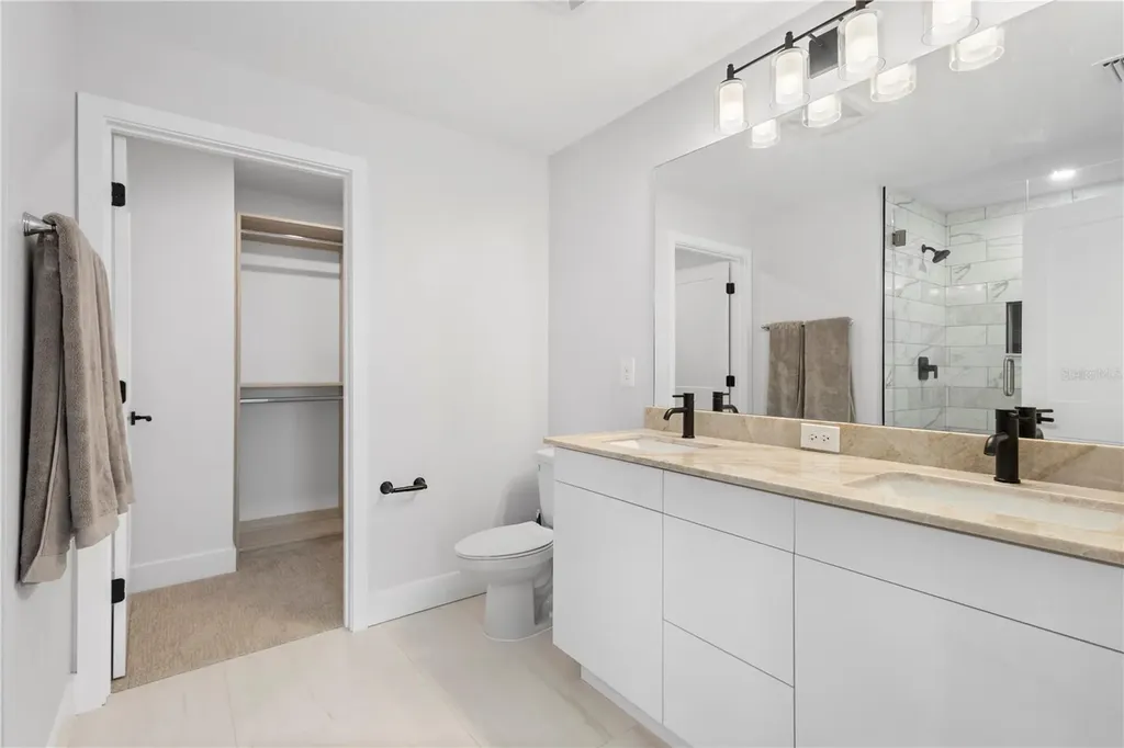 7304 Portlight Lane Sarasota FL 34240