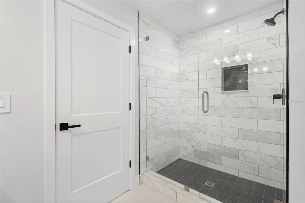 7304 Portlight Lane Sarasota FL 34240