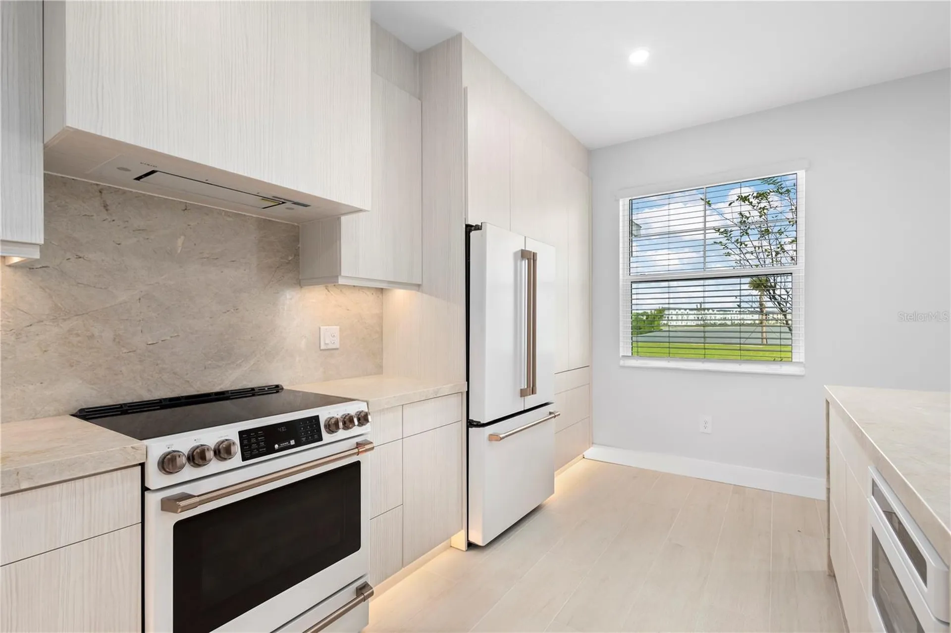 7304 Portlight Lane Sarasota FL 34240