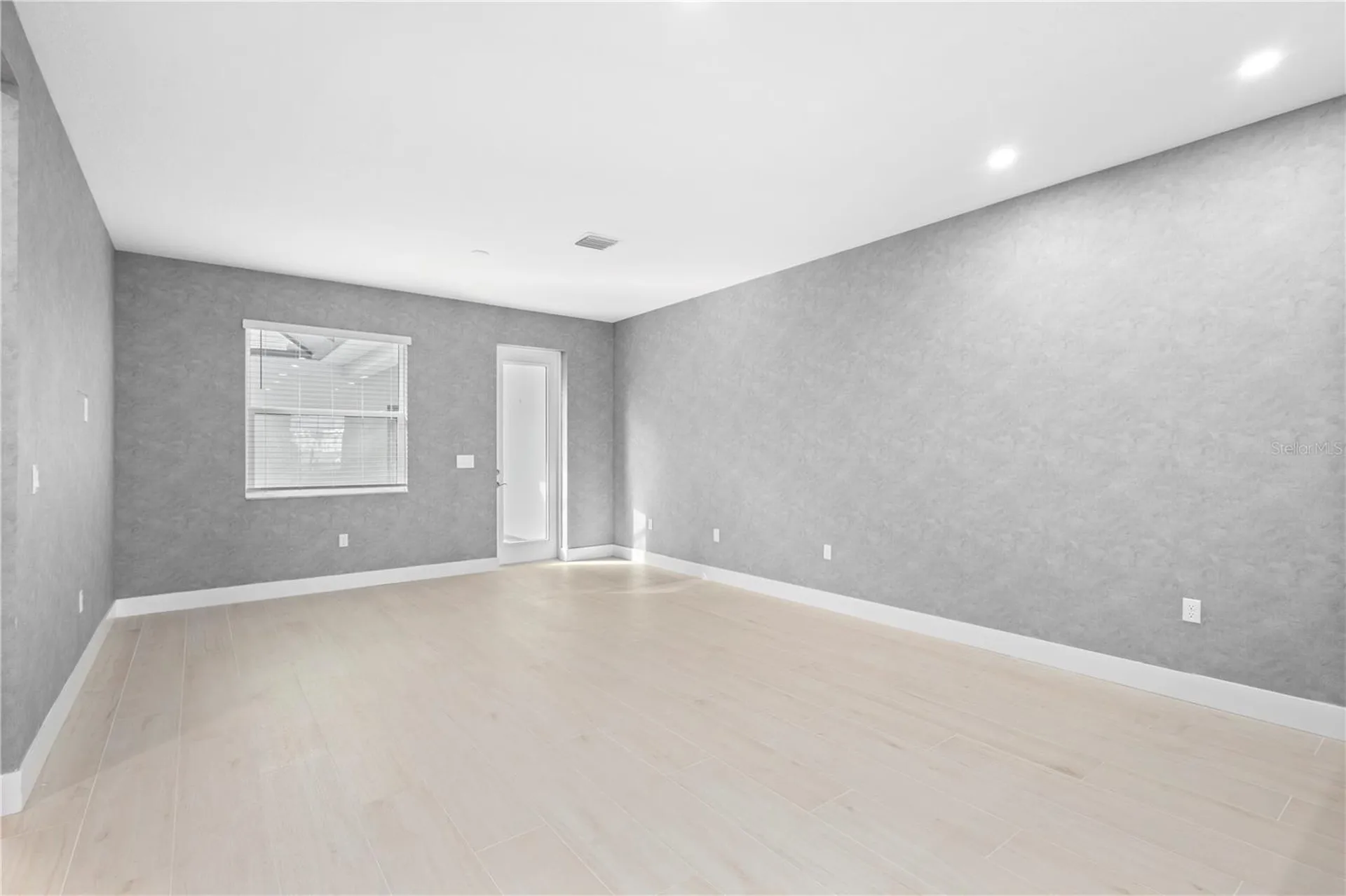 7304 Portlight Lane Sarasota FL 34240