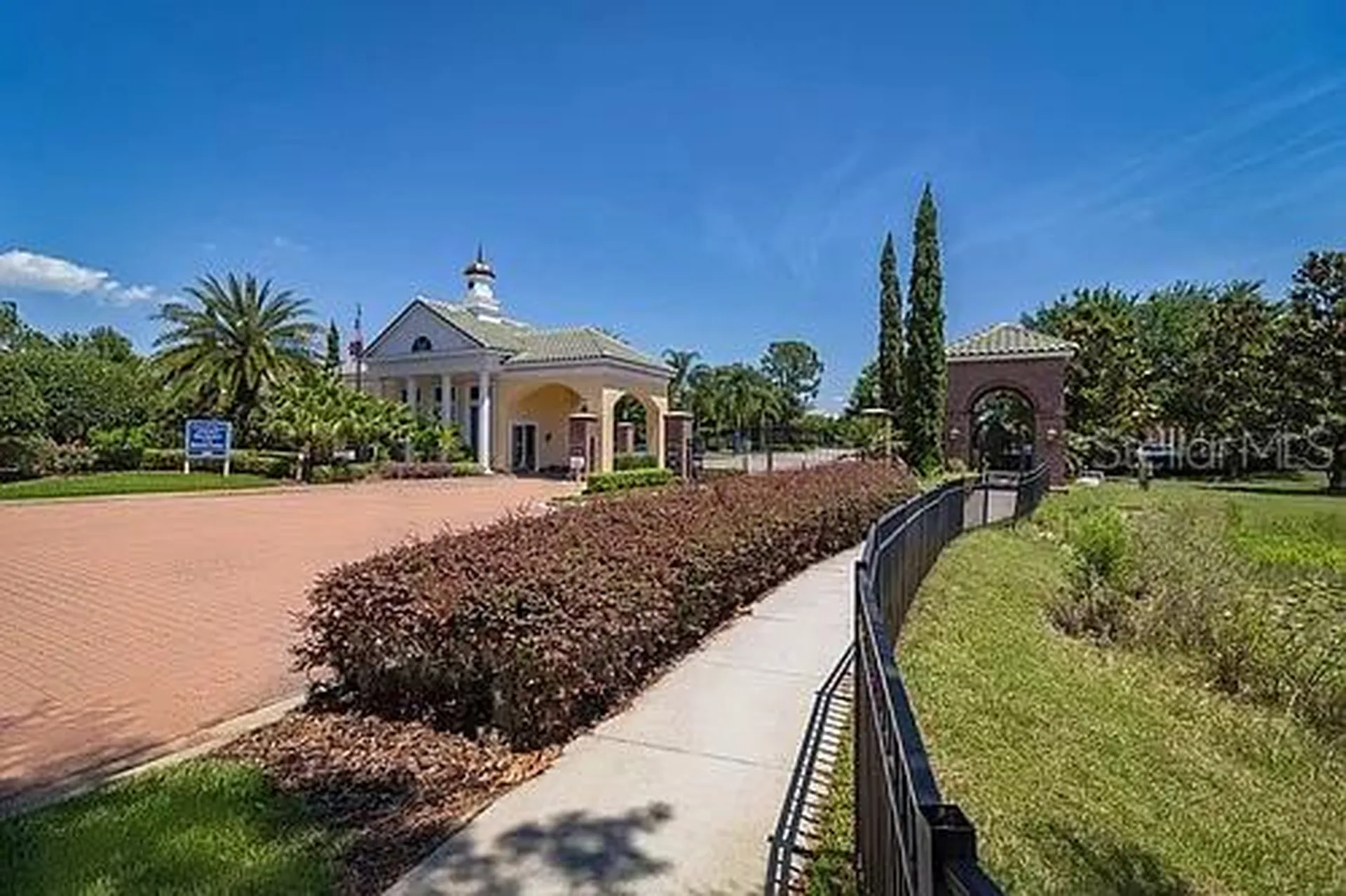 1815 Brentwood Court Davenport FL 33837