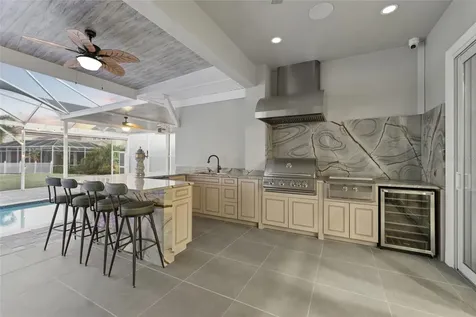 5603 Tybee Island Drive Apollo Beach FL 33572