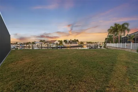 5603 Tybee Island Drive Apollo Beach FL 33572