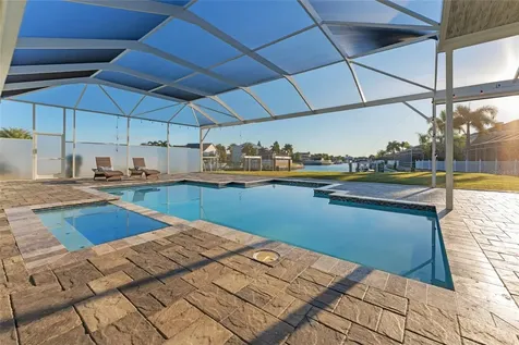 5603 Tybee Island Drive Apollo Beach FL 33572