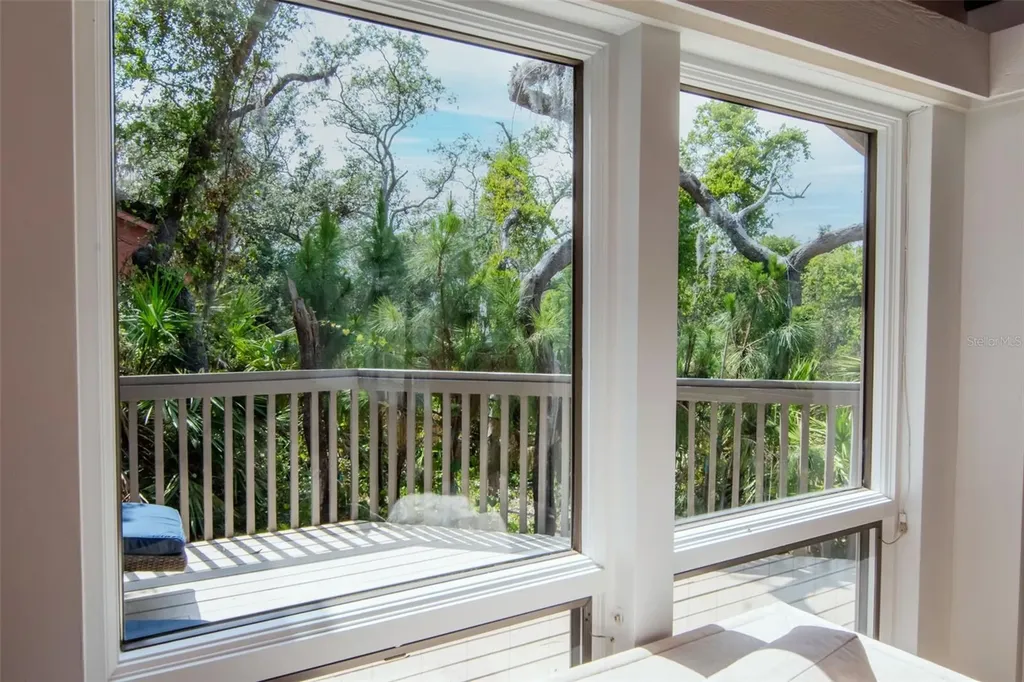 1296 Weybridge Lane Dunedin FL 34698