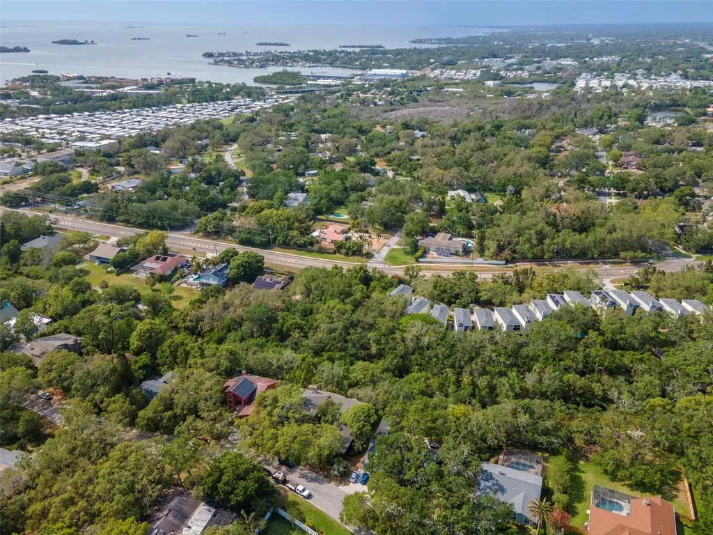 1296 Weybridge Lane Dunedin FL 34698