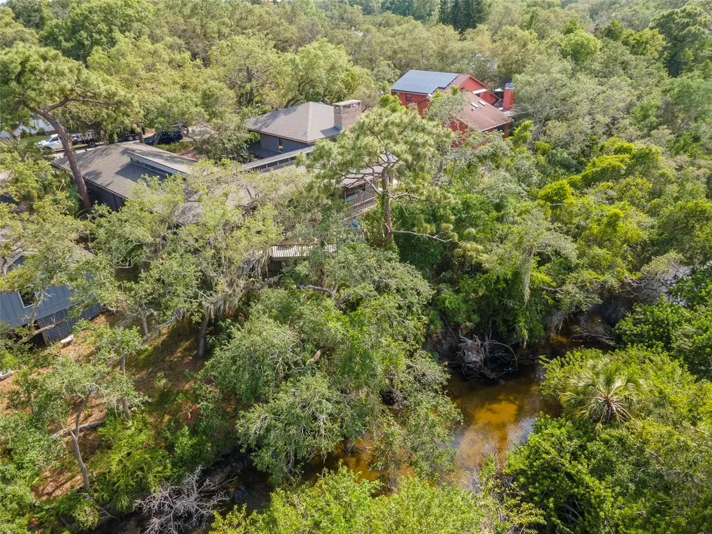1296 Weybridge Lane Dunedin FL 34698