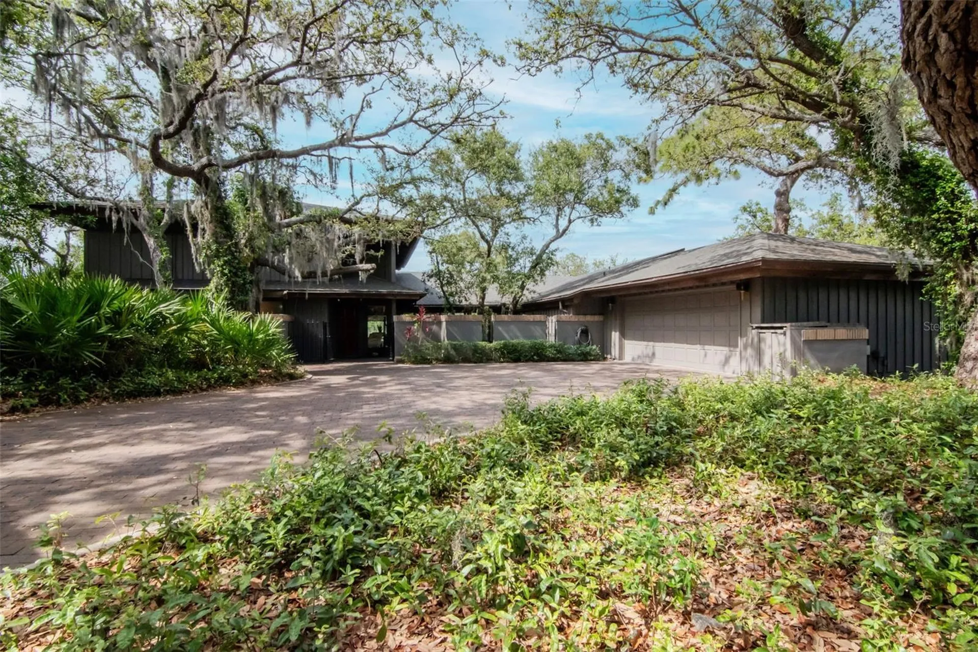 1296 Weybridge Lane Dunedin FL 34698
